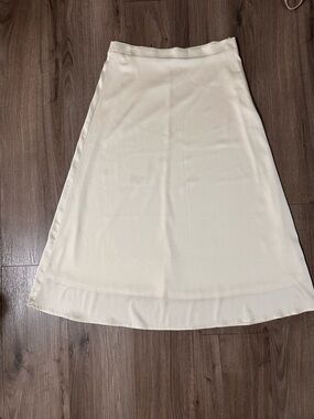 Double Zero Cream A-Line Skirt
